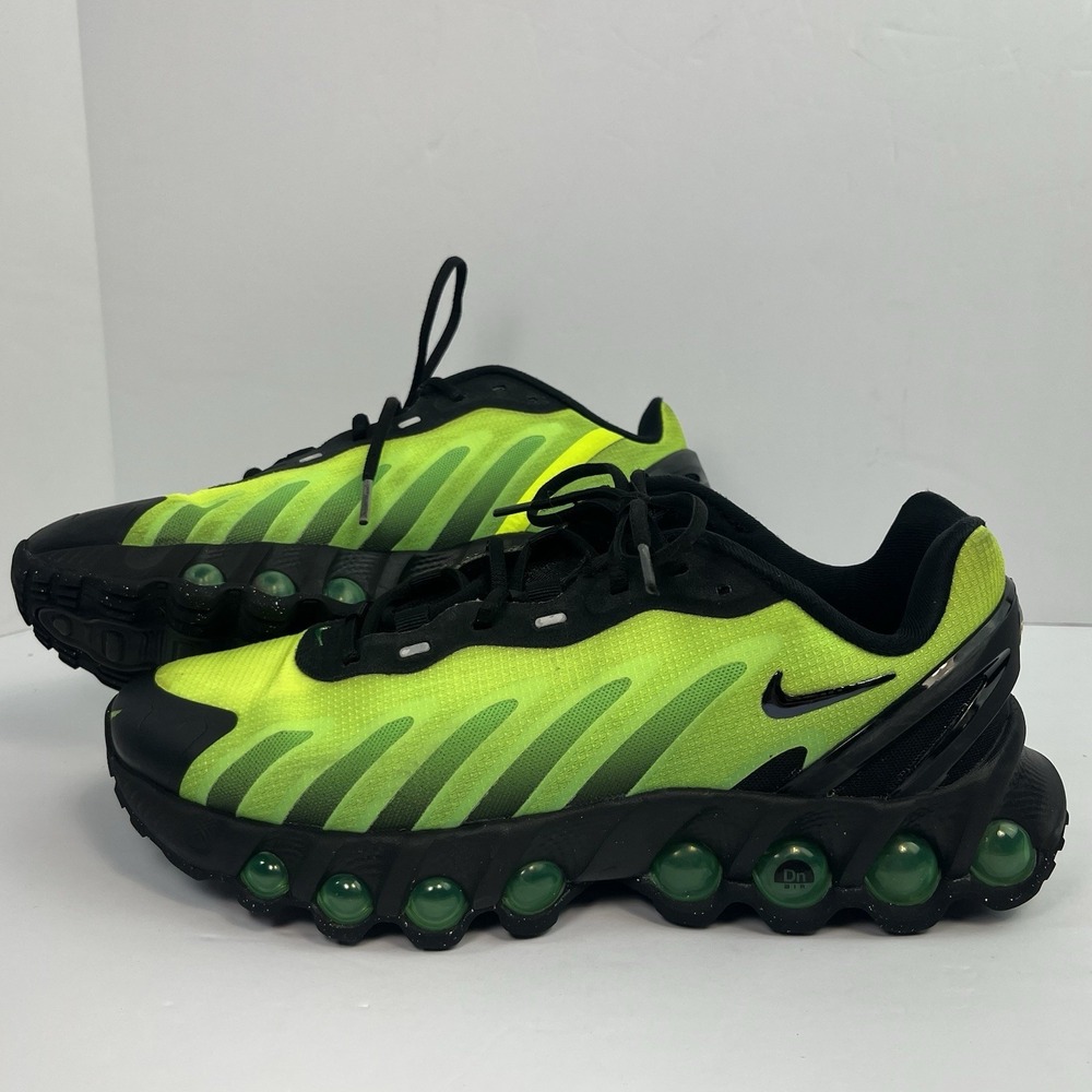 Nike Air Max Dn8 Youth Size 7Y / Women's 8.5 Green Strike Volt HV5258-001 Shoes
